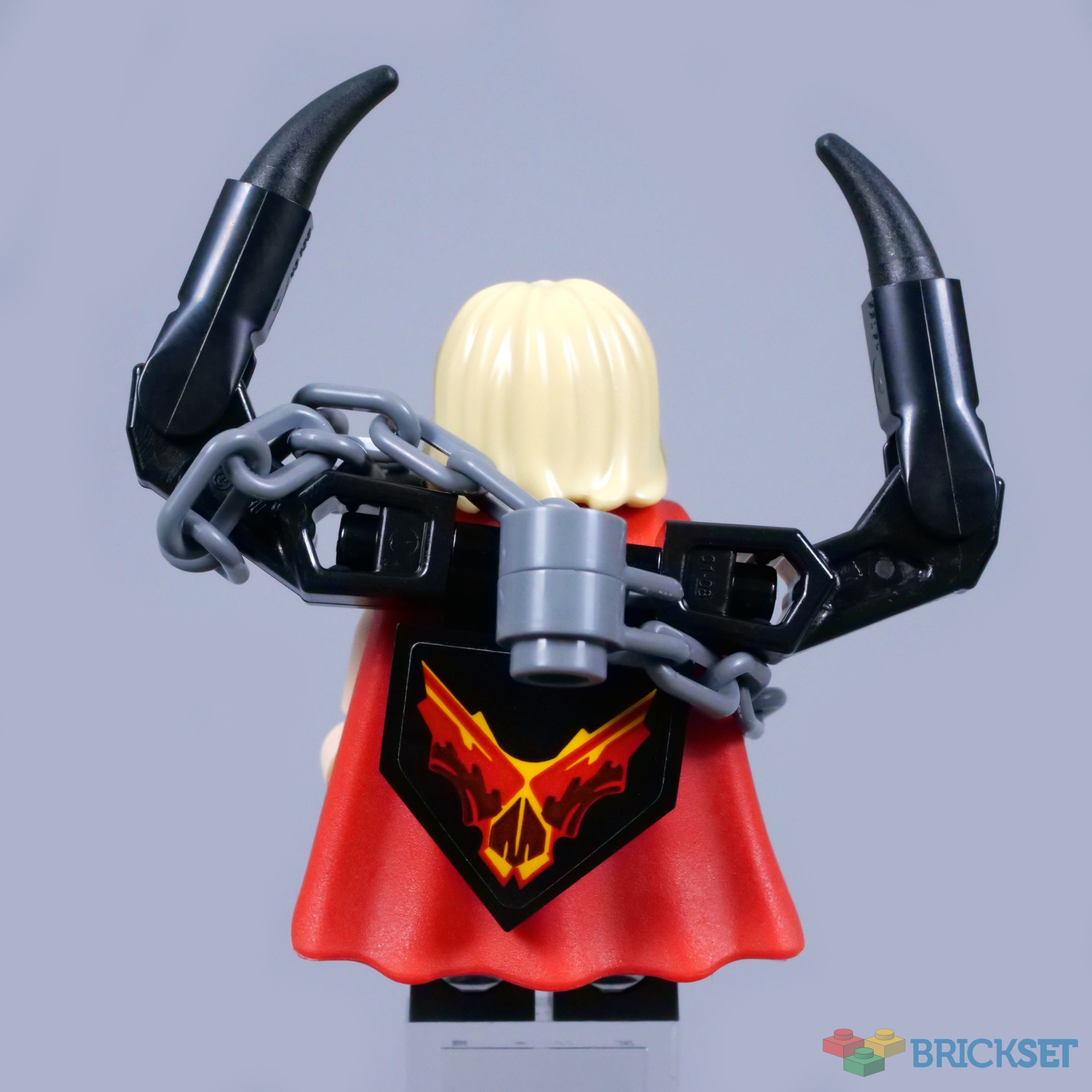 LEGO Marvel Super Heroes 76289 Thor vs. Surtur Construction Figure